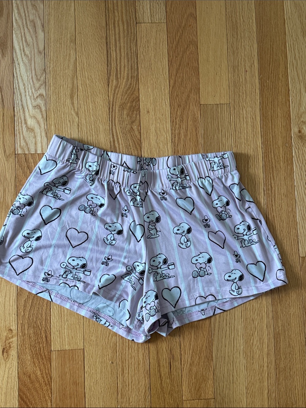 munki munki Lavender Snoopy Heart Print Athletic Lounge Shorts